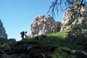 In GRIGNONE, versante nord, da Cainallo sui sentieri estivi 24 Rif. Bietti e 25 Rif. Bogani dom. 29 maggio 2011 - FOTOGALLERY